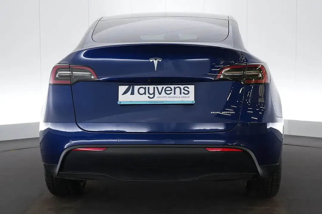 Tesla Model Y Dual Motor Long Range - Thumbnail 6