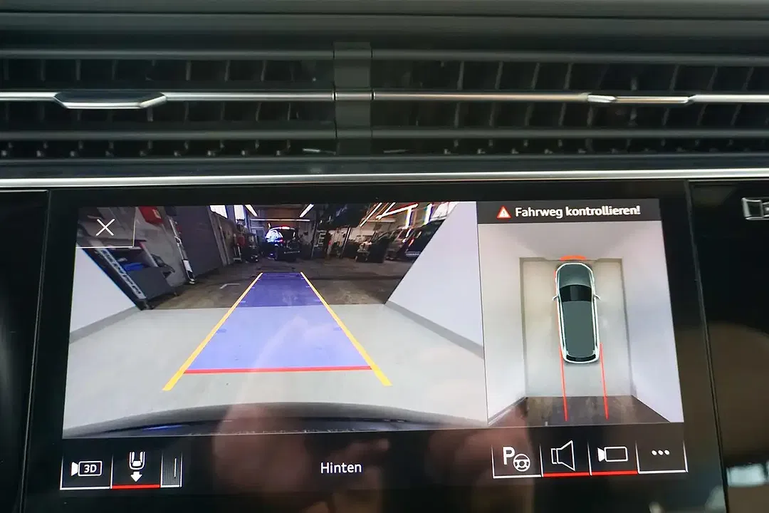 Audi Q7 55 TFSI e quattro Matrix LED S line - Thumbnail 13