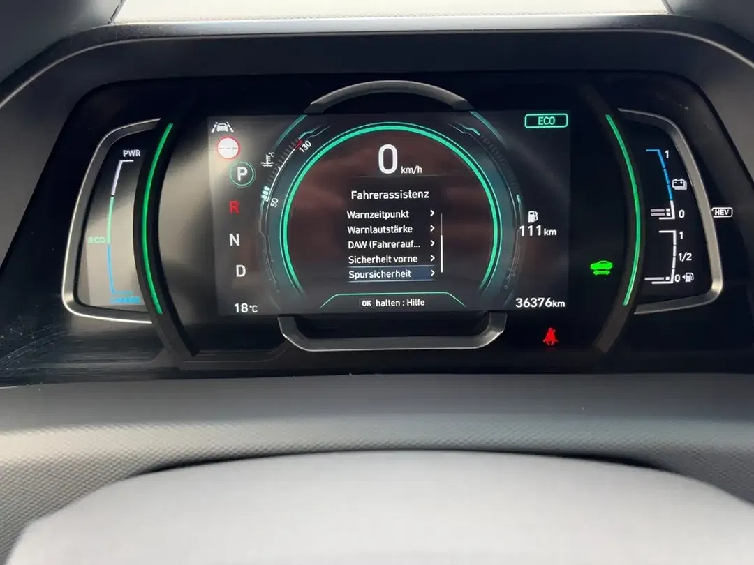 Hyundai IONIQ 1.6 PHEV GDI Style - Thumbnail 12