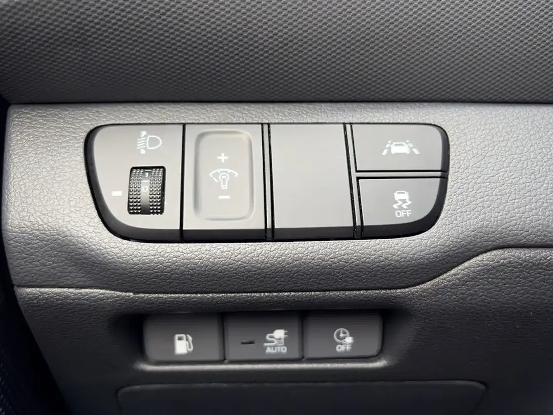 Hyundai IONIQ 1.6 PHEV GDI Style - Thumbnail 14