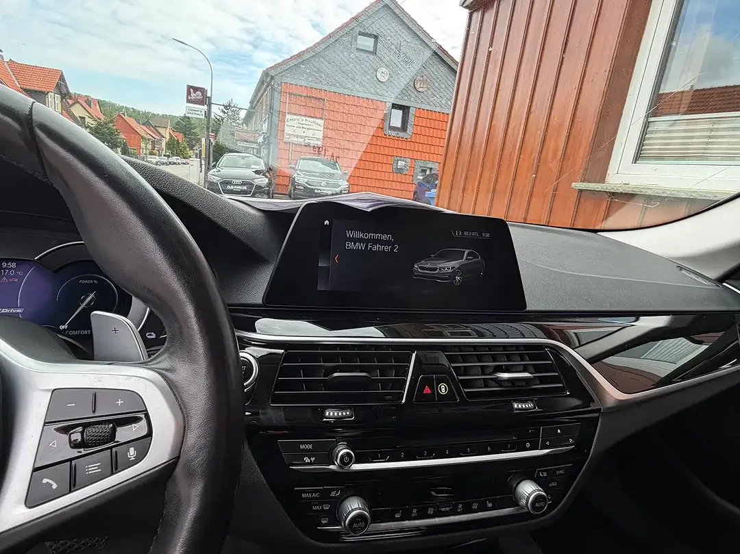BMW 530 Sport Line - Thumbnail 4