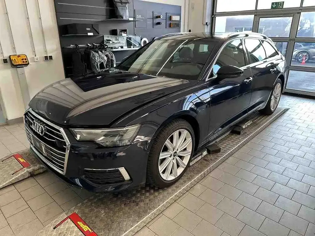 Audi A6 45 TFSI Avant - Thumbnail 2