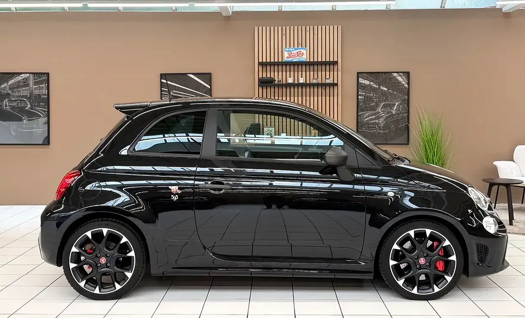 Abarth 595 Competizione - Thumbnail 10