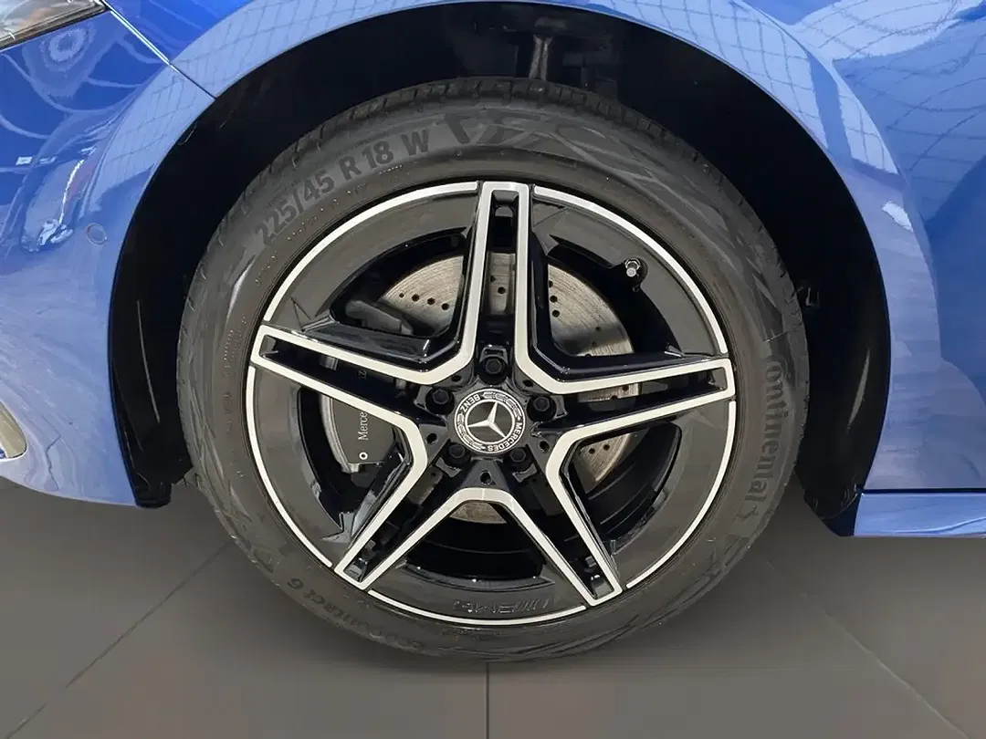 Mercedes-Benz A 250 AMG MBUX Night - Thumbnail 8