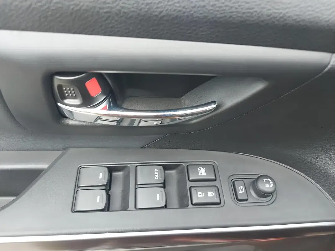 Suzuki SX4 S-Cross 1.5 AGS AllGrip Comfort+ - Thumbnail 9