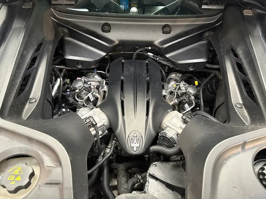 Maserati MC20 3.0 V6 Twin-Turbo - Thumbnail 23