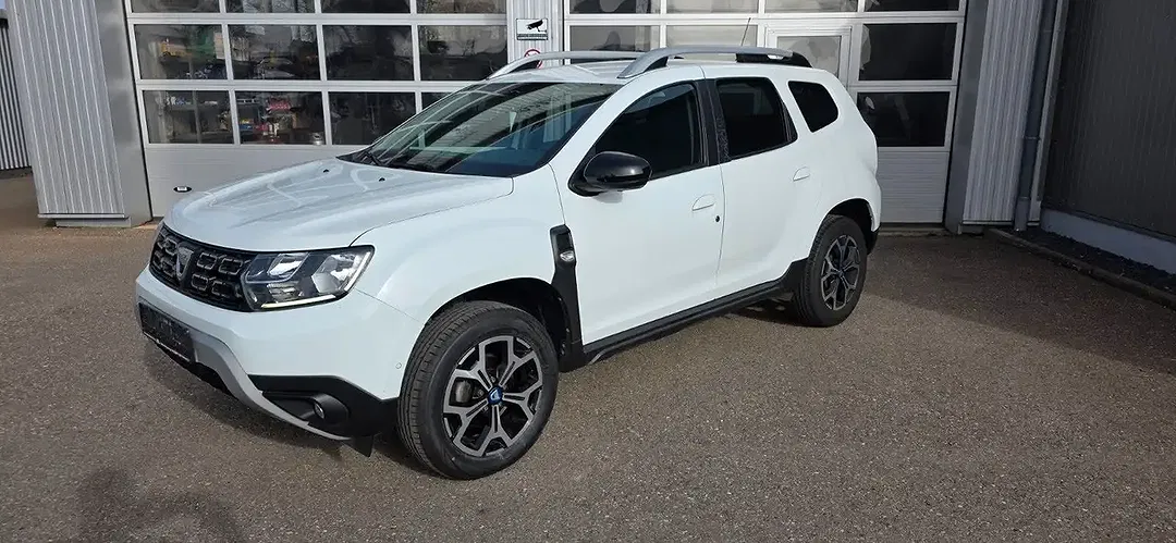 Dacia Duster Celebration - foto 1