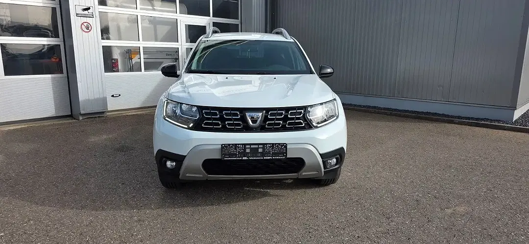 Dacia Duster Celebration - foto 2