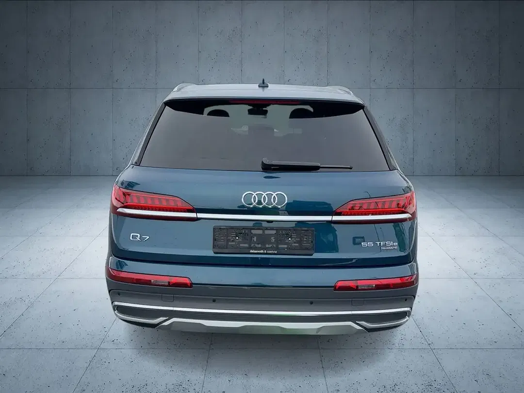 Audi Q7 55 TFSI e - Thumbnail 4