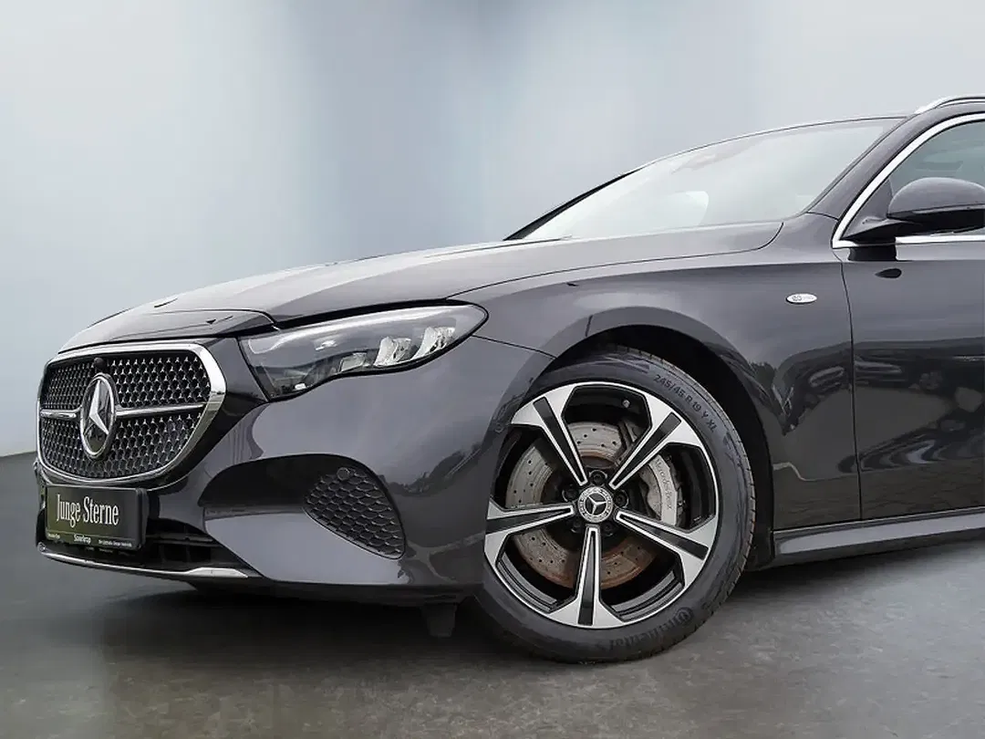 Mercedes-Benz E 300 Avantgarde - Thumbnail 4