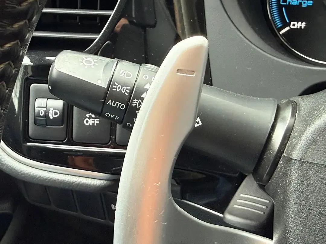 Mitsubishi Outlander PHEV 4WD - foto 15