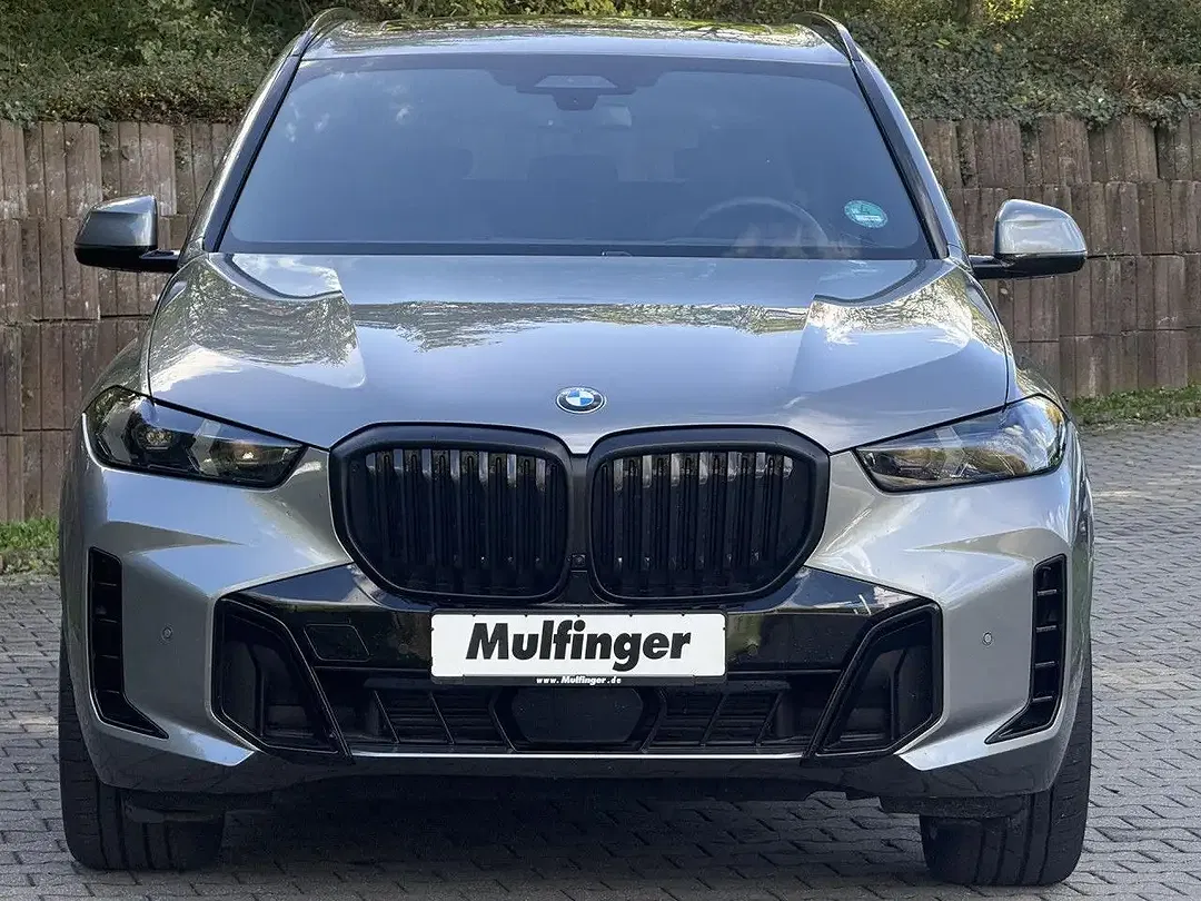 BMW X5 M Sport Pro - Thumbnail 2