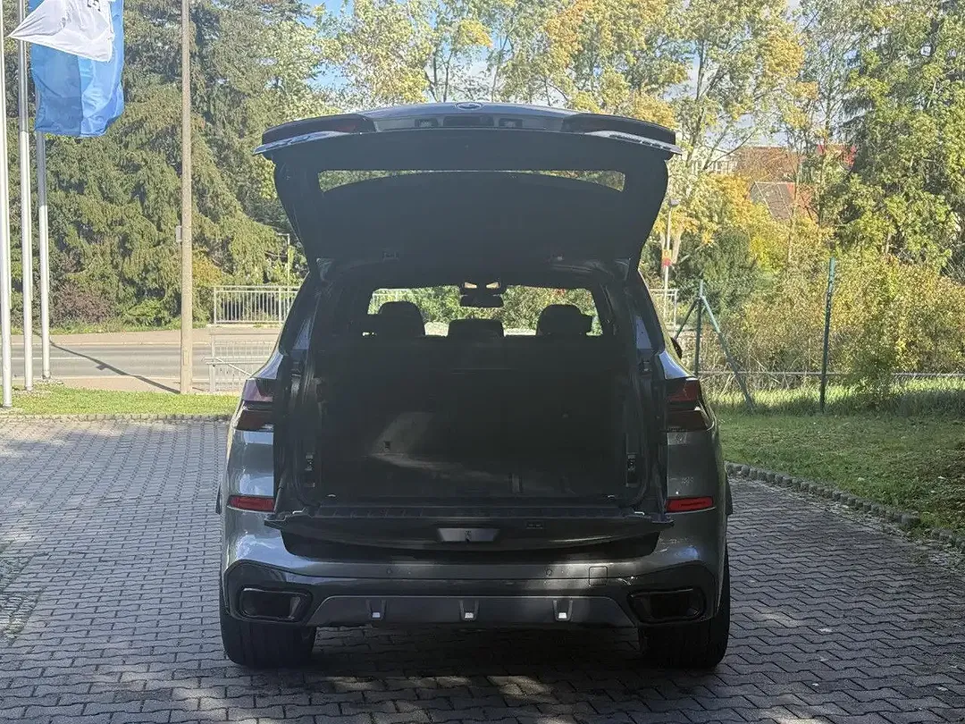 BMW X5 M Sport Pro - Thumbnail 5