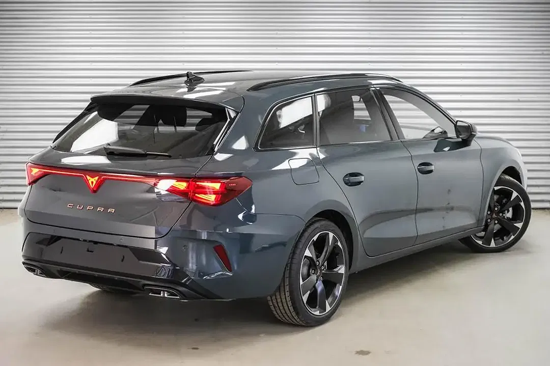 CUPRA Leon 2.0 TSI DSG 4x4 Sportstourer - Thumbnail 3