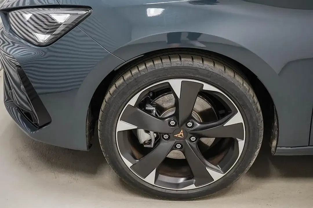 CUPRA Leon 2.0 TSI DSG 4x4 Sportstourer - Thumbnail 5