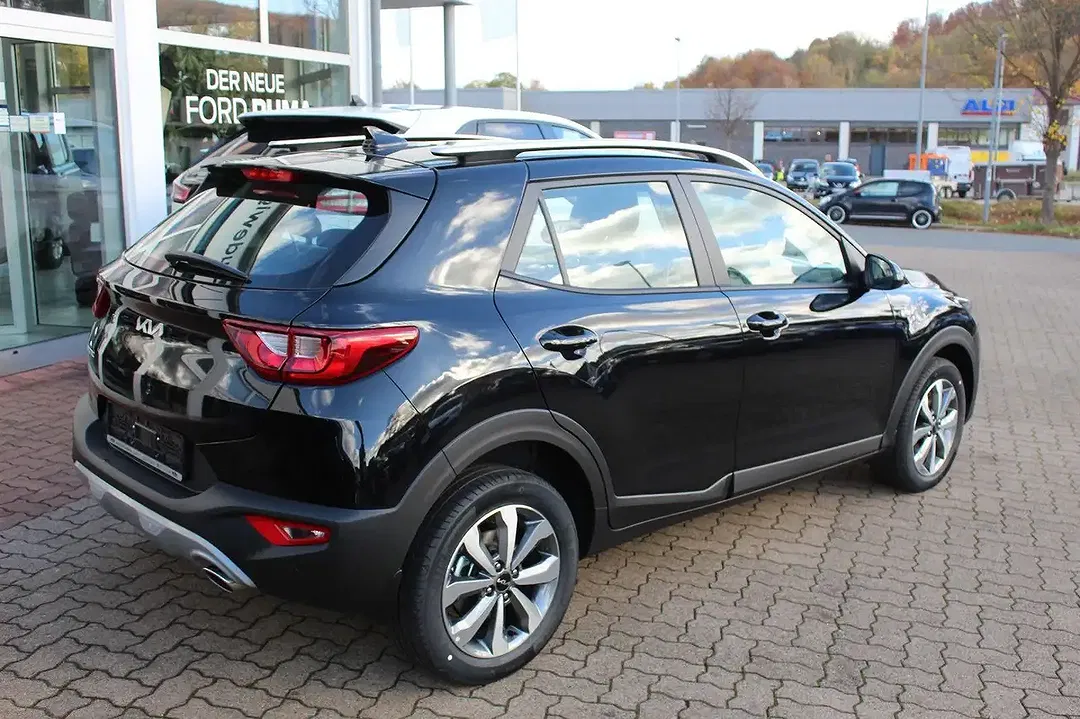 Kia Stonic AMT Spirit Comfort Plus - Thumbnail 3