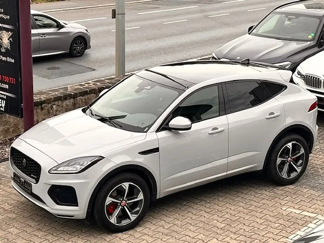 Jaguar E-Pace P200 2.0 MHEV 4x4 R-Dynamic Black - Thumbnail 11