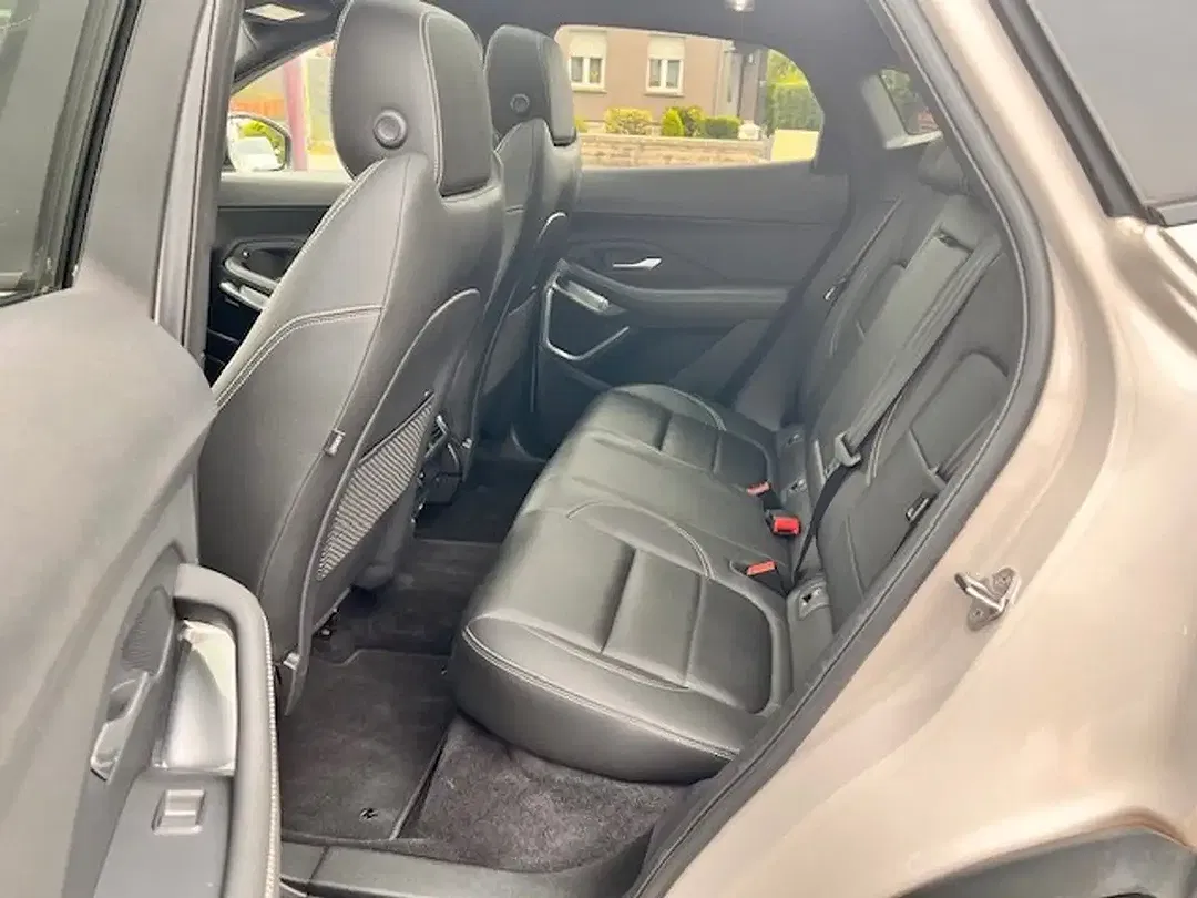 Jaguar E-Pace P200 2.0 MHEV 4x4 R-Dynamic Black - foto 15