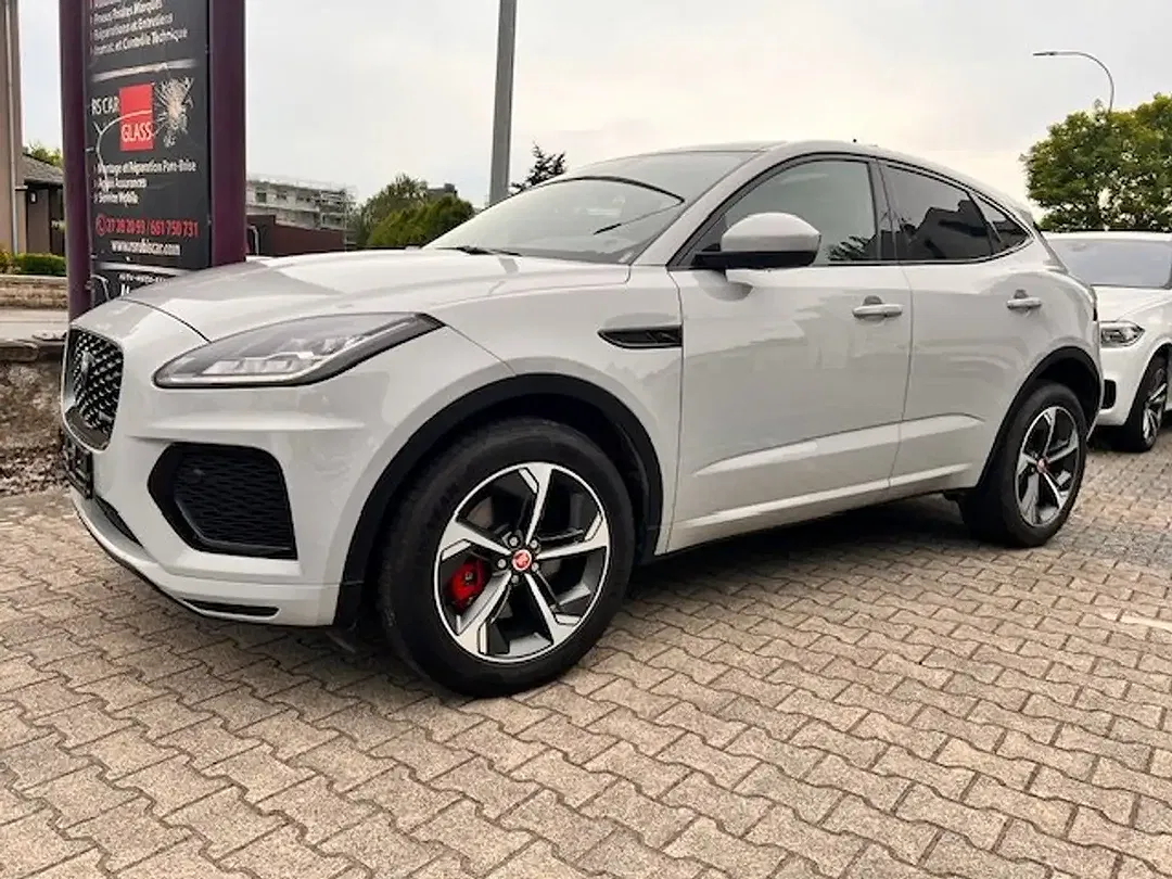 Jaguar E-Pace P200 2.0 MHEV 4x4 R-Dynamic Black - Thumbnail 3