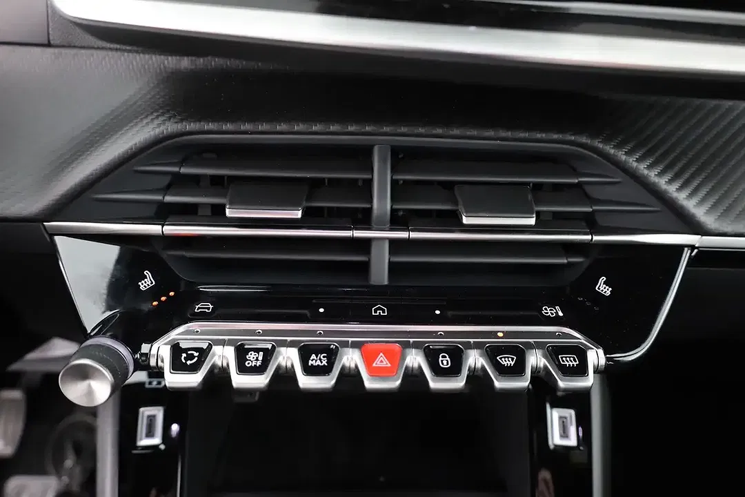 Peugeot 2008 100 PureTech Allure - Thumbnail 11