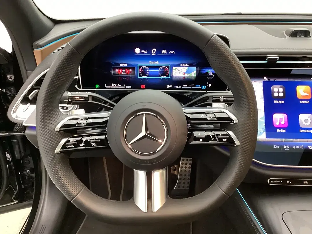 Mercedes-Benz E 200 AMG - Thumbnail 12