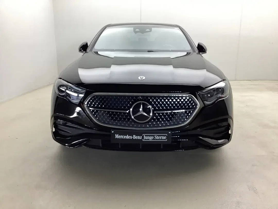 Mercedes-Benz E 200 AMG - Afbeelding 1