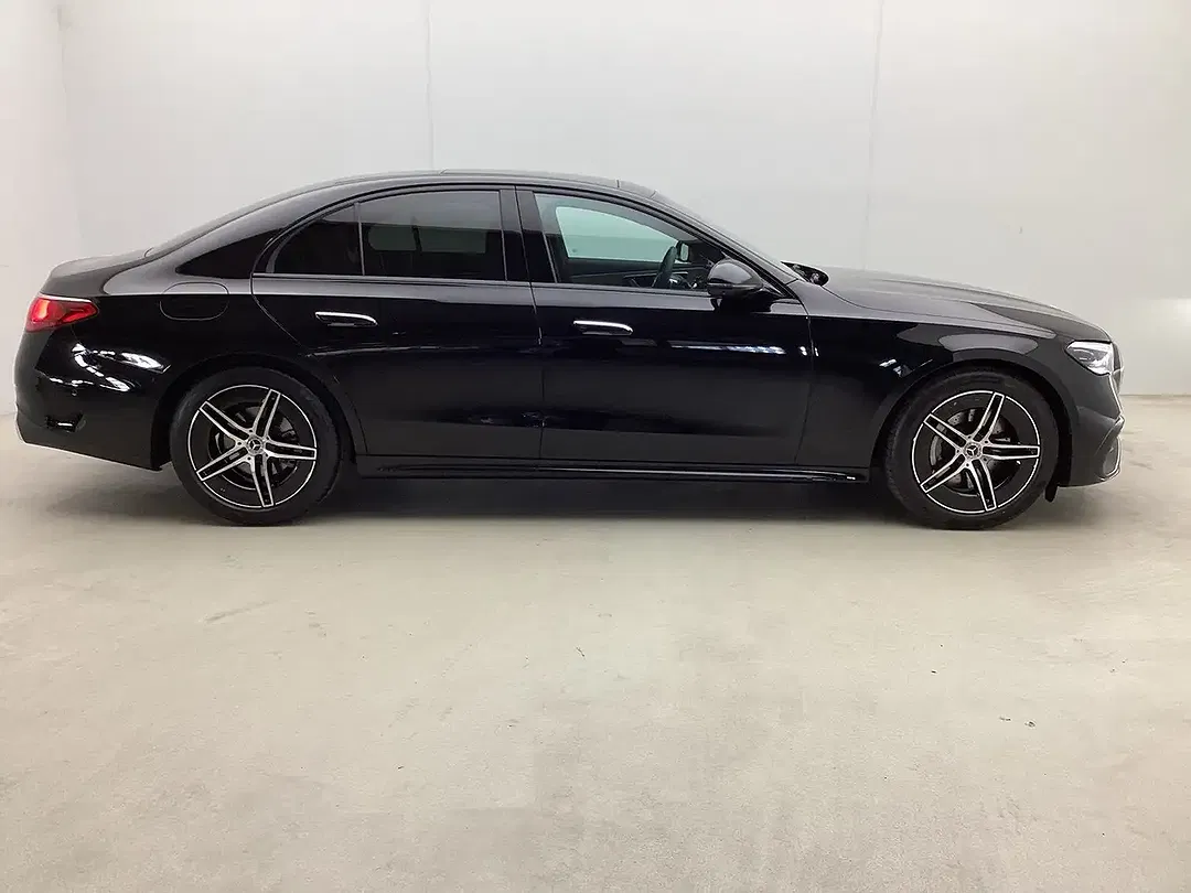 Mercedes-Benz E 200 AMG - Thumbnail 7