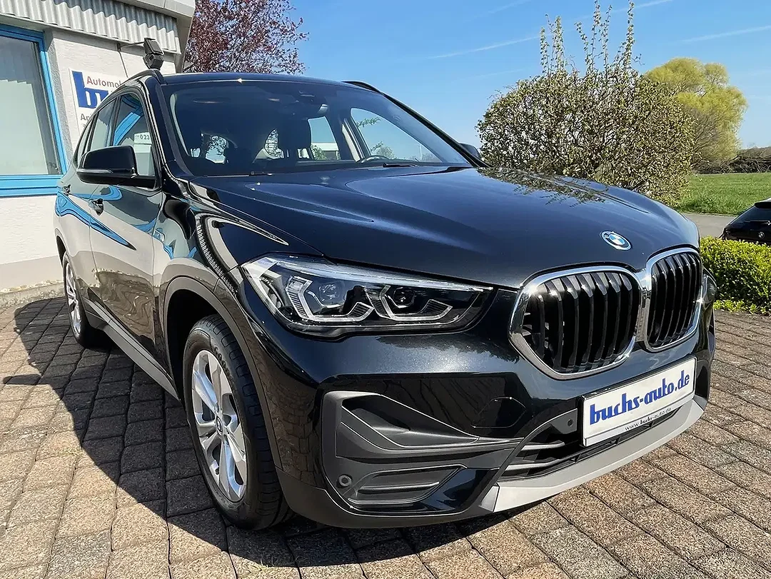 BMW X1 xDrive Advantage - Afbeelding 1