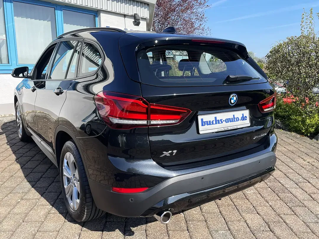 BMW X1 xDrive Advantage - Thumbnail 3