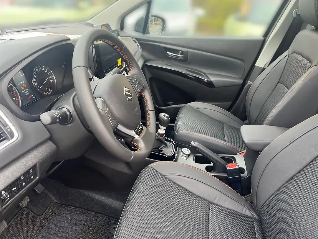Suzuki S-Cross 1.4 AllGrip Comfort+ - Thumbnail 6