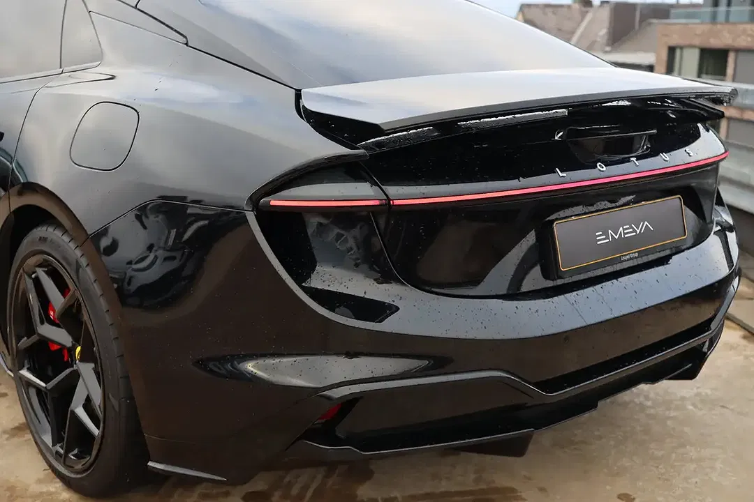 Lotus Emeya S - Thumbnail 4