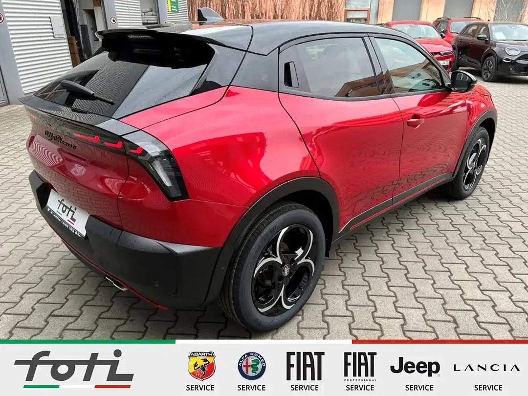 Alfa Romeo Junior 1.2 Ibrida AUT - Thumbnail 8