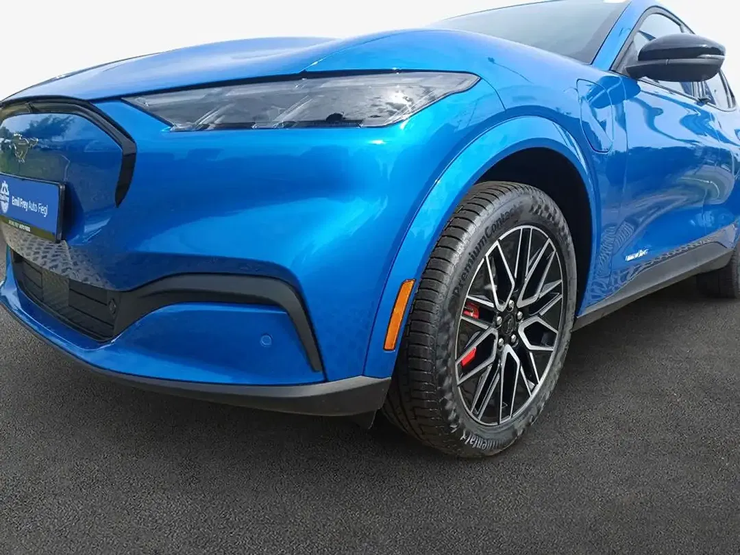 Ford Mustang Mach-E Premium - Thumbnail 7