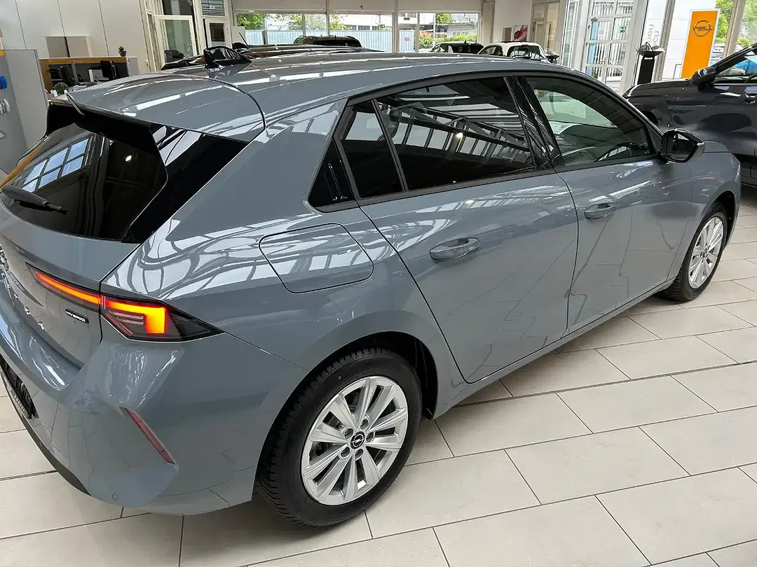 Opel Astra Hybrid 1.2 Edition - Thumbnail 5