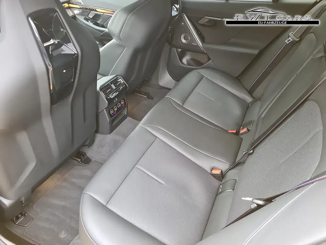 BMW M5 Touring Comfort - Thumbnail 9
