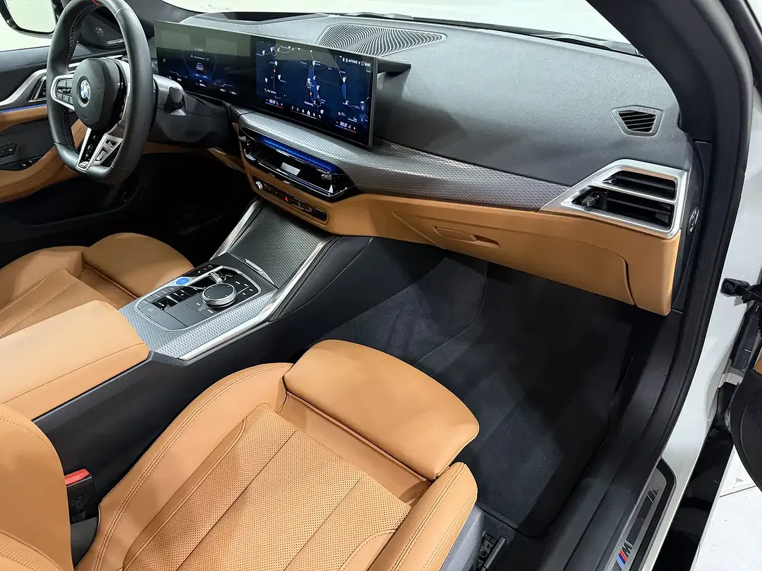 BMW i4 xDrive M60 Gran Coupe - Thumbnail 10