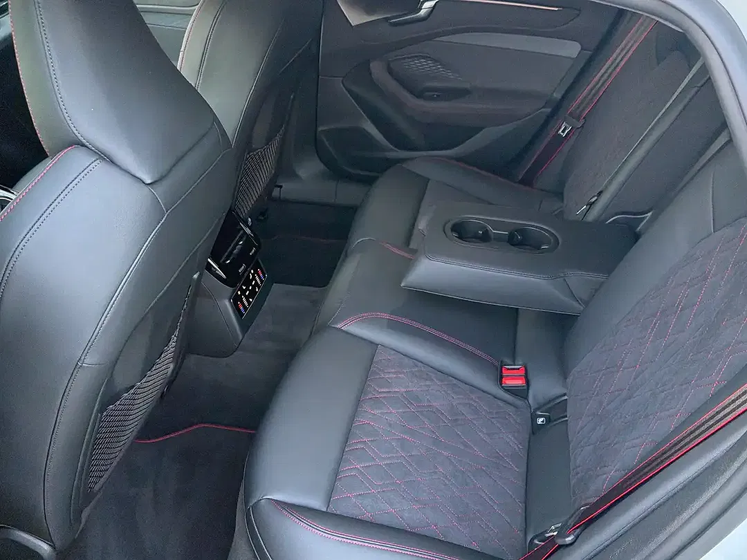 Audi A6 3.0 TFSI quattro Matrix LED - Thumbnail 10