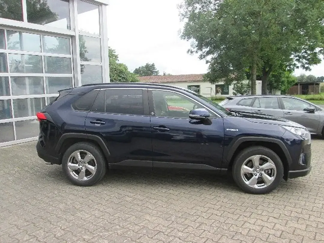 Toyota RAV 4 Hybrid Team Deutschland - Thumbnail 4