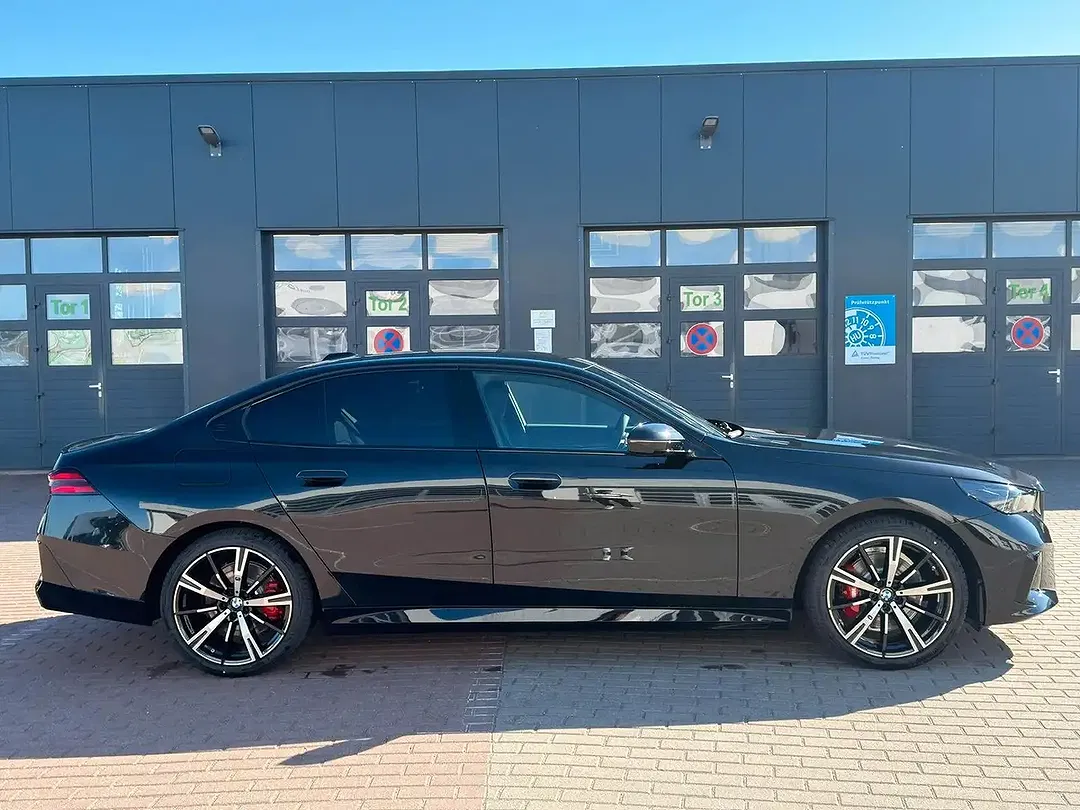 BMW 520 M Sport Pro - Thumbnail 12