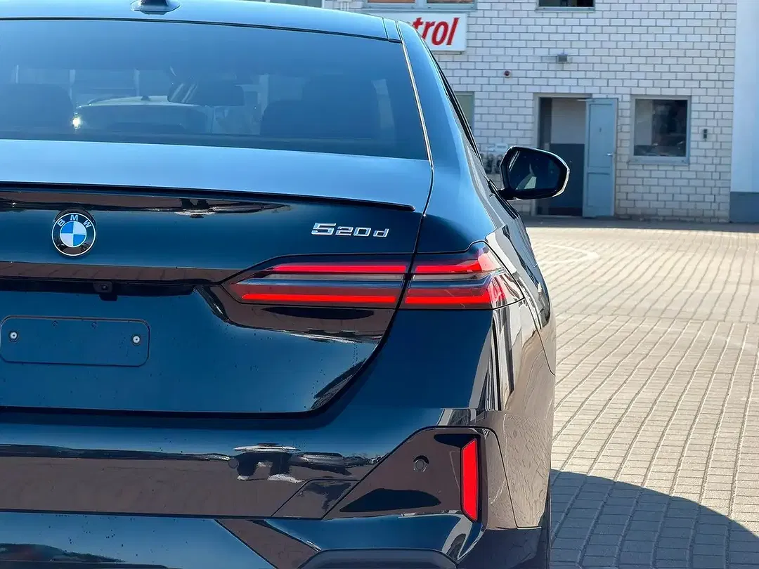 BMW 520 M Sport Pro - Thumbnail 15