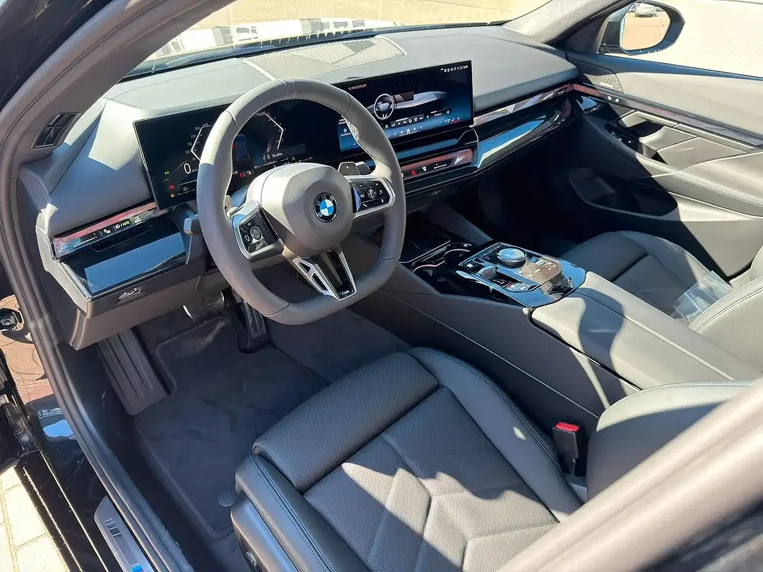 BMW 520 M Sport Pro - Thumbnail 16