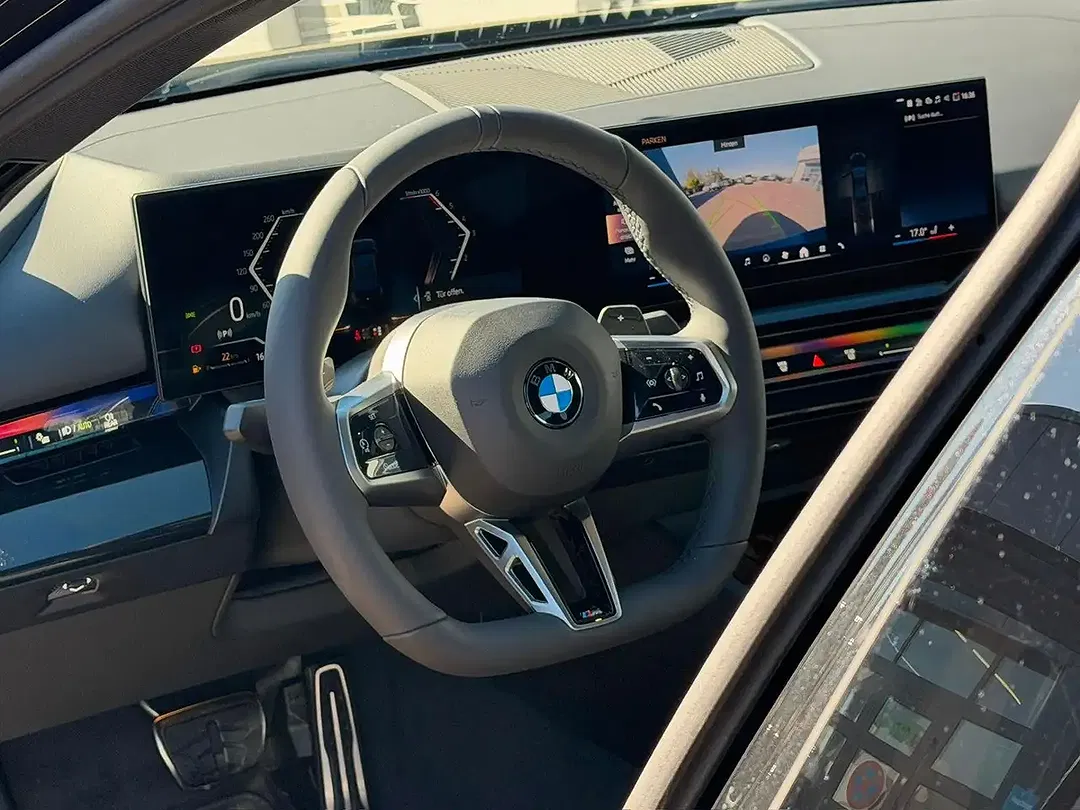 BMW 520 M Sport Pro - Thumbnail 23
