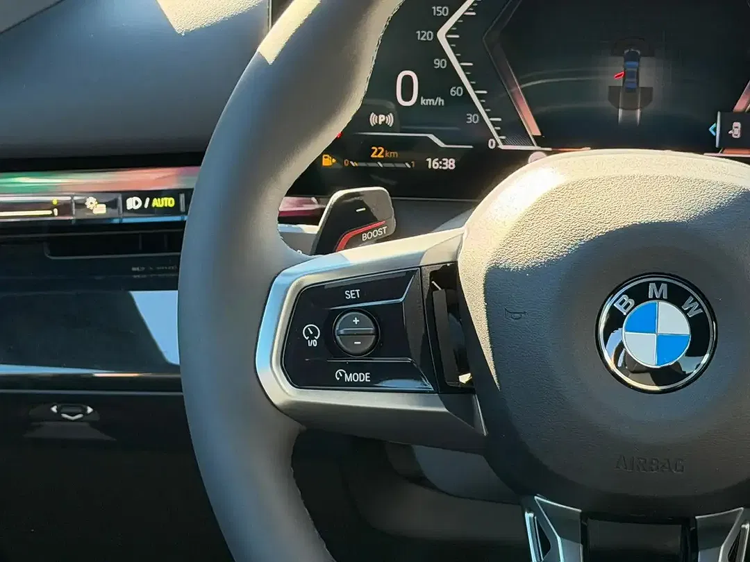 BMW 520 M Sport Pro - Thumbnail 41