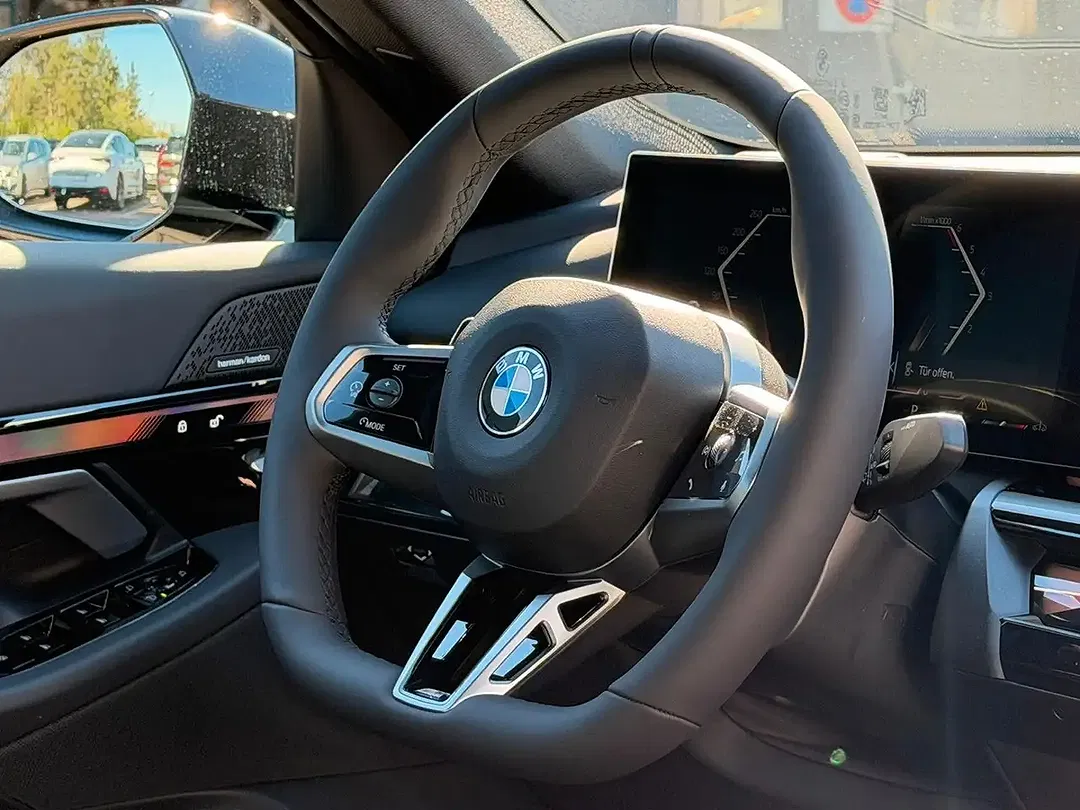BMW 520 M Sport Pro - Thumbnail 50