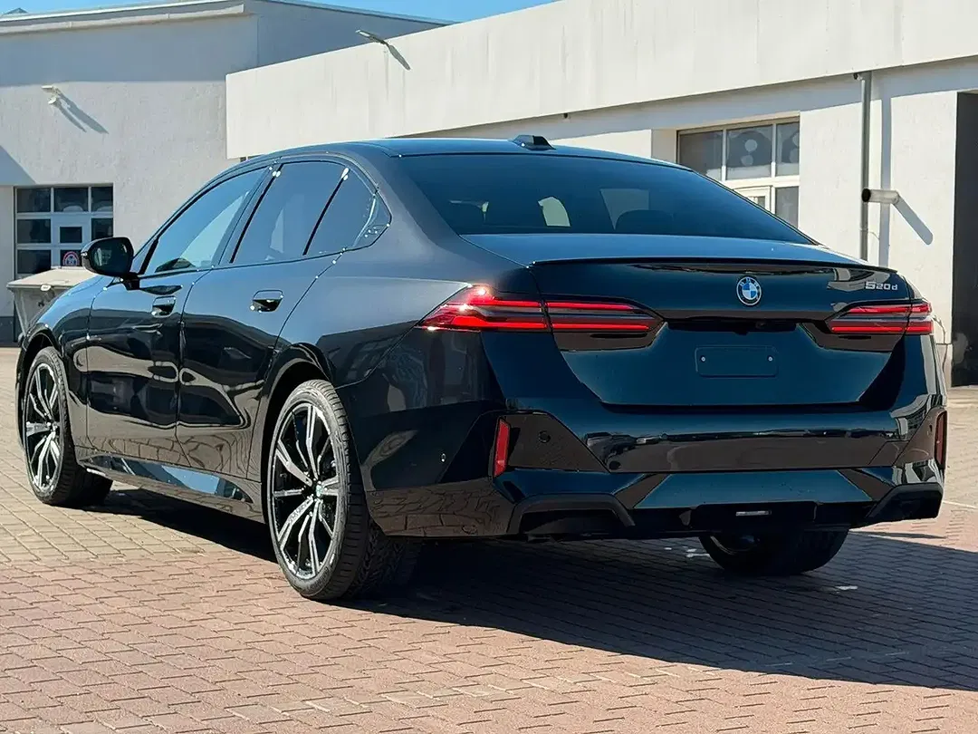 BMW 520 M Sport Pro - Thumbnail 8