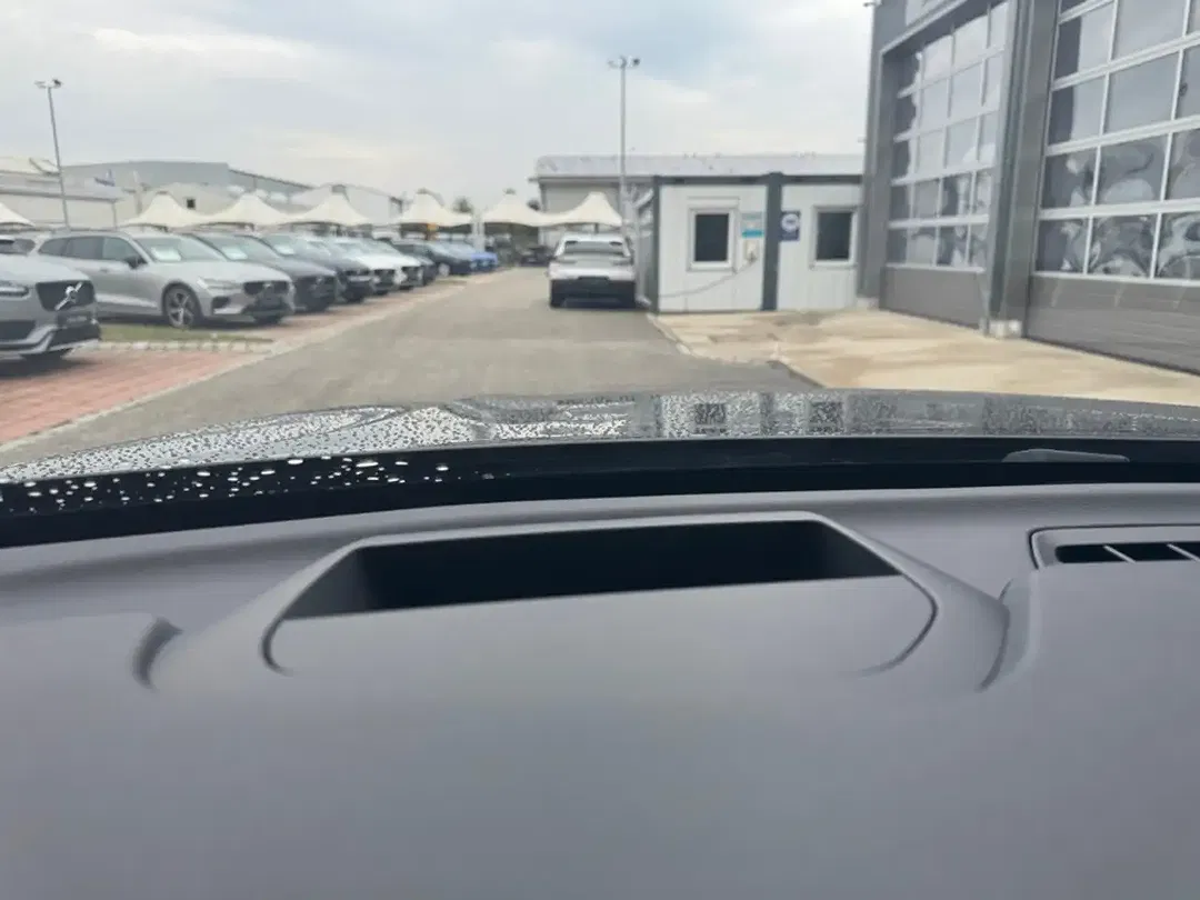 Volvo XC60 B5 AWD Inscription - Thumbnail 13