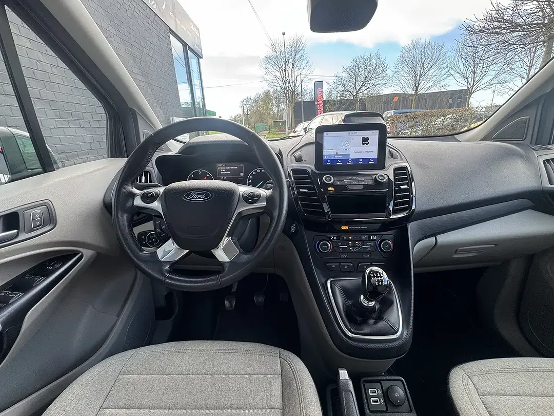 Ford Tourneo Connect 1.5 TDCi Titanium - Thumbnail 11