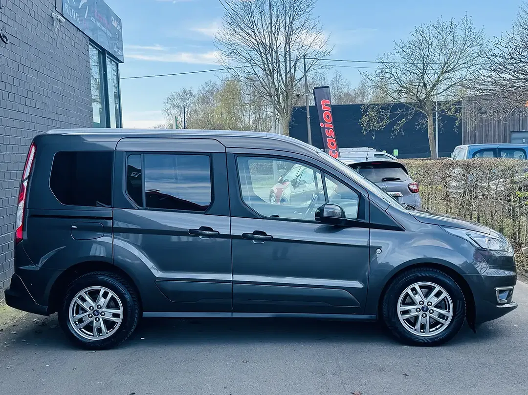 Ford Tourneo Connect 1.5 TDCi Titanium - Thumbnail 7