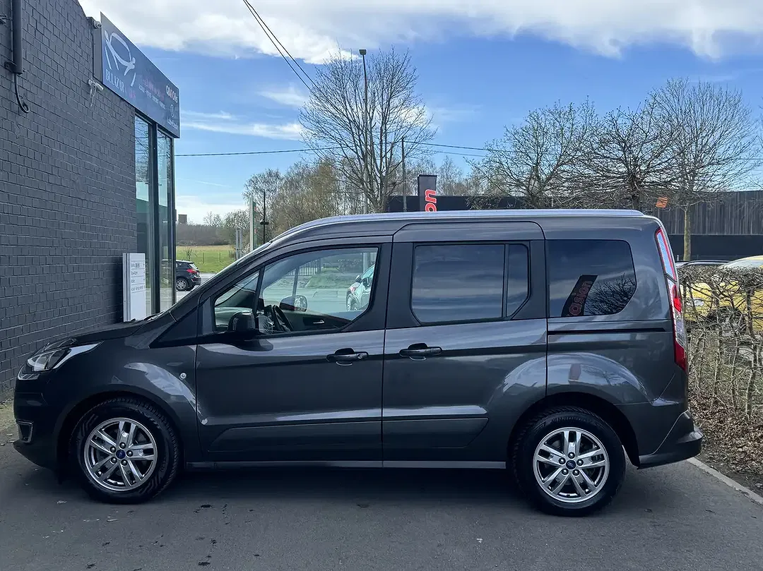 Ford Tourneo Connect 1.5 TDCi Titanium - Thumbnail 8
