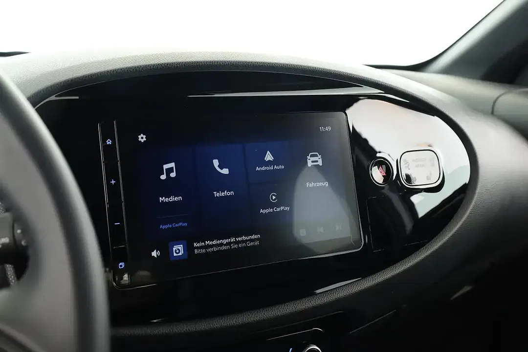 Toyota Aygo X CVT Team Deutschland - Thumbnail 13